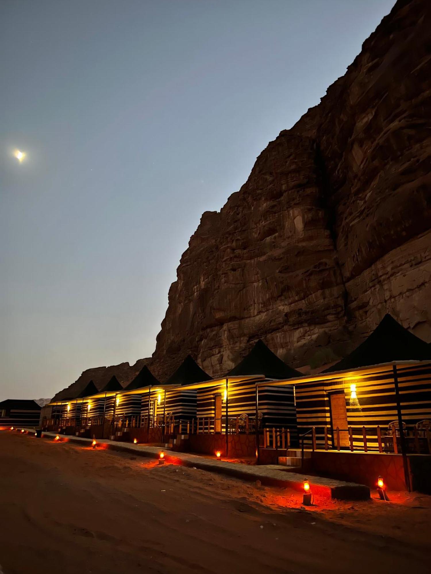 Rum Joharh Luxury Camp Rum vádi Kültér fotó
