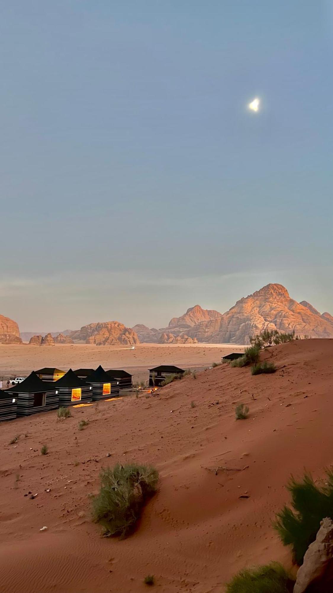 Rum Joharh Luxury Camp Rum vádi Kültér fotó